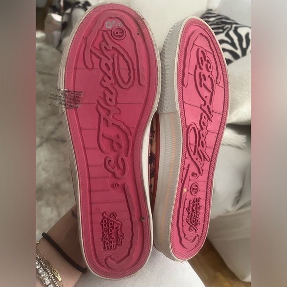 Ed Hardy sneakers - Picture 2 of 3
